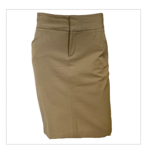 Banana Republic Khaki stretch pencil skirt - 0 - Picture 2 of 8